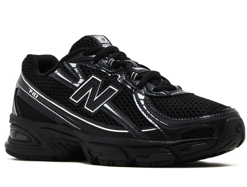Черные кроссовки New Balance GR740BM оптом
