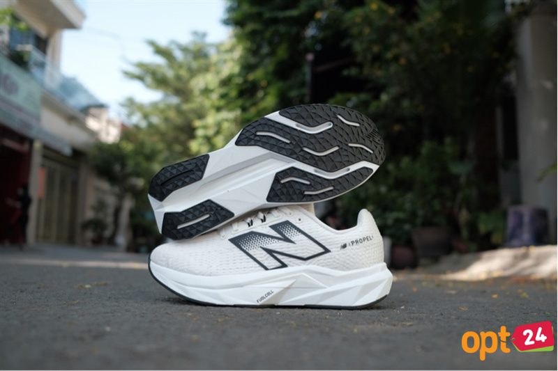 Купить оптом Мужские кроссовки New Balance MFCPRCW5 - Изображение 5